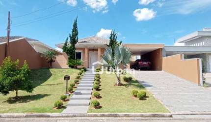 Casa Térrea em Condomínio 4 quartos sendo 2 suites