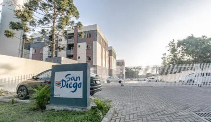 Apartamento com 2 quartos, sacada com churrasqueira