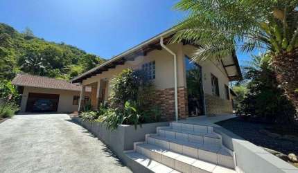 Casa  BENEDITO NOVO - SC