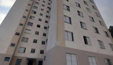 Apartamento térreo com 2 quartos, 1 banheiro, 1 vaga de garagem e 50,00 m2 de área. Localizado em uma região arborizada e tranquila, próximo ao Horto Florestal,