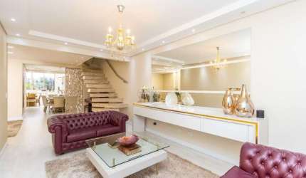 Sobrado com 3 dormitórios à venda, 205 m² por R$ 1.600.000,00 - Uberaba - Curitiba/PR