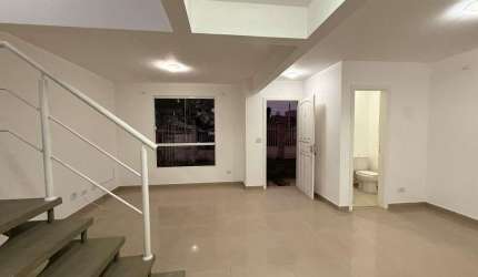 Sobrado com 3 dormitórios à venda, 124 m² por R$ 620.000 - Menino Deus - Quatro Barras/PR
