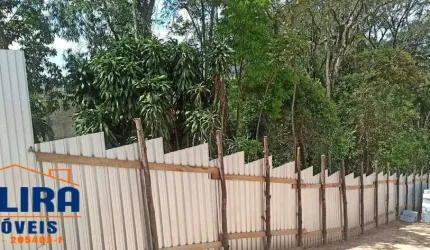 Terreno à venda, acesso fácil ao centro em Terra Preta.