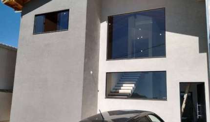 Casa no condomínio águas de São Pedro com 2 dormitórios em Mairiporã
