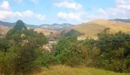 Terreno com Localização Privilegiada - Uma Oportunidade Rara!
