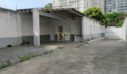 GALPÃO COM TERRENO PARA ALUGAR E VENDER - NOVA PETROPOLIS COM 2 FRENTES.
