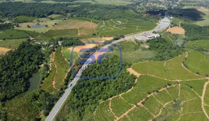 Área às margens da BR-101, em Serra, ES, próxima ao pedágio