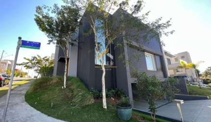 Casa em condomínio fechado com 3 quartos para alugar na Avenida Carlos Diaulas Serpa, 001, Loteamento Parque dos Alecrins, Campinas, 325 m2 por R$ 12.900