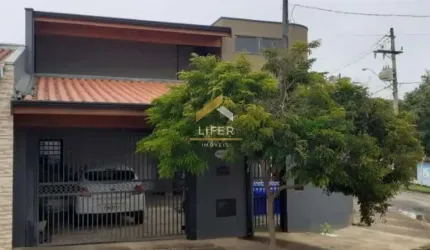 Casa com 2 quartos à venda na Rua Julia de Jesus Ferreira, 60, Centro, Elias Fausto, 200 m2 por R$ 900.000