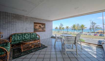 Apartamento a venda  na Avenida Lucio Costa no Recreio dos Bandeirante! Oportunidade Imperdível!!