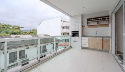 Espetaculta  apartamento confortável e espaço gourmet próximo a praia do Recreio dos Bandeirantes.s