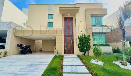 Casa 100% planejada no Bosque das Palmeiras, com 5/4 sendo 4 suítes, piscina e dep. Oportunidade