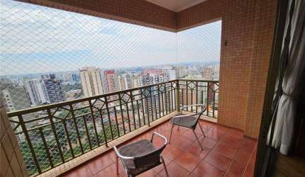 Apartamento 100m² mobiliado, 3 quartos, sendo 1 suite na Vila Bastos em Santo André