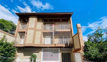 Apartamento Tipo Cobertura com 3 dormitórios, sendo 1 suíte e 2 vagas de carros