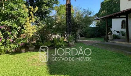 CASA, 5 DORMITÓRIOS