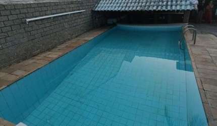 CASA, 5 DORMITÓRIOS