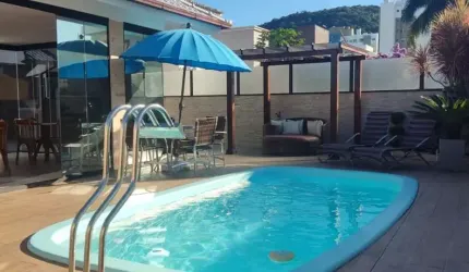 Casa com 3 quartos à venda na Rua da Saracura, 339, Pedra Branca, Palhoça, 189 m2 por R$ 1.870.000