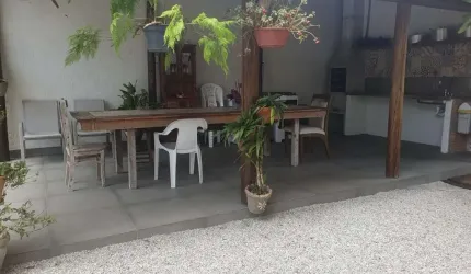 Casa com 3 quartos à venda na Rua da Sibipiruna, 68, Cachoeira do Bom Jesus, Florianópolis, 166 m2 por R$ 1.650.000