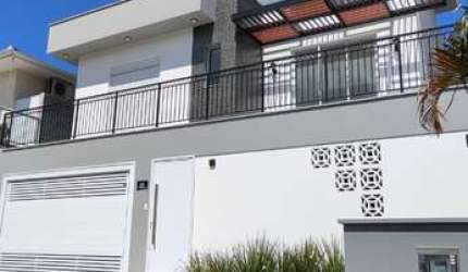 Casa com 3 quartos à venda na Rua das Perdizes, 65, Pedra Branca, Palhoça, 208 m2 por R$ 1.790.000
