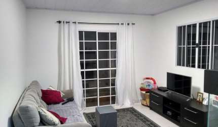 VENDE-SE CASA TERREA