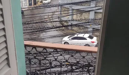 Casa 3 pavimentos com 5/4 na Ladeira dos Galés.