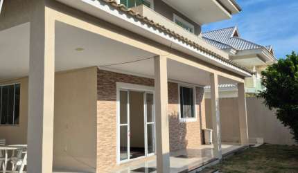 Excelente Casa com Piscina e 2 Quartos Em Vargem Grande