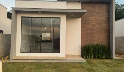 Vendo Linda Casa Com Design Impecável 2 Quartos em Itaboraí