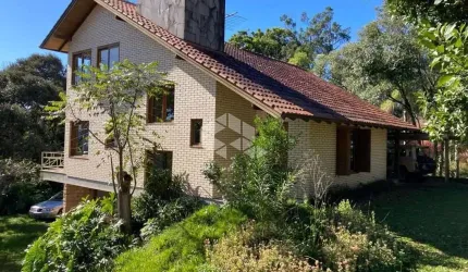 Excelente casa em bairro nobre