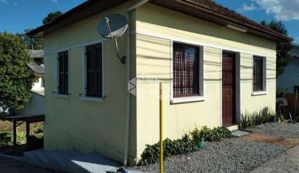 Casa com frente para Br 116