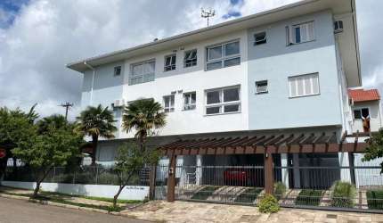 Apartamento reformado e mobiliado