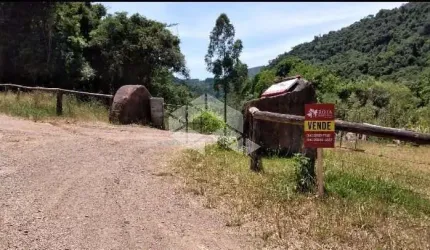 Linda chácara próximo a Gramado, RS.