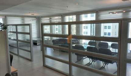 Conjunto comercial mobiliado, com 67 m² com quatro sala para locação