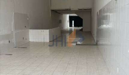 Prédio com salão com 300 m² no Bom Retiro para venda ou locação.
