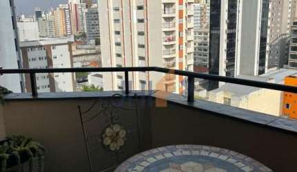 Apartamento com 2 dormitórios disponível para locação em Pinheiros.