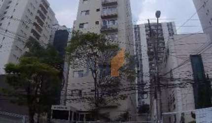Studio com 34 m² em Pinheiros com vaga de carro, para locação.