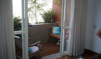 Apartamento duplex com 145 m² em Pinheiros, para locação
