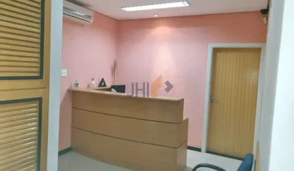 Conjunto comercial com 94 m² em Santa Cecília, para locação