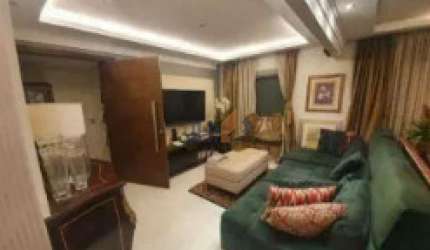 Apartamento semi mobiliado com 160 m² em Pinheiros para locação