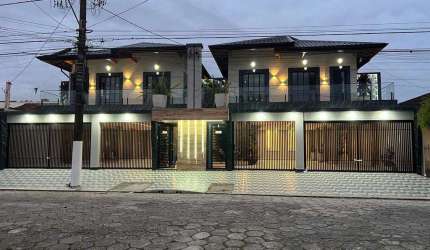 Casa de Condomínio com 2 dorms, Maracanã, Praia Grande - R$ 325 mil, Cod: 138433