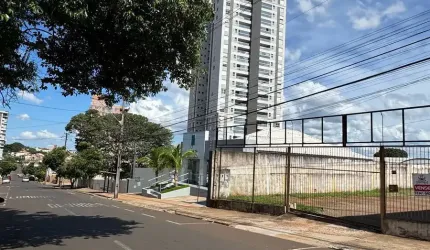 Terreno Rua França com  465m²  16 mts frente