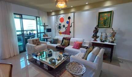 Apartamento à Venda em Boa Viagem com 96M².