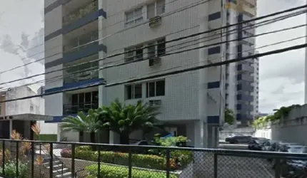 Edf Victor II - Apartamento espaçoso e super ventilado, próximo ao supermercado Extra das Graças