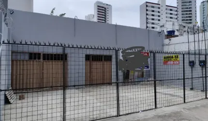 Loja para Locação com 42M² no Pina entre as principais vias.