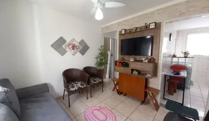 Apartamento de 2 Dormitórios no BNH – Primeiro Andar com Gás Encanado e Vaga de Garagem!