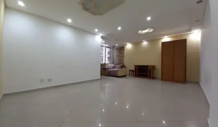 Amplo Apartamento de 3 Dormitórios a 1 Quadra da Praia – José Menino, Santos