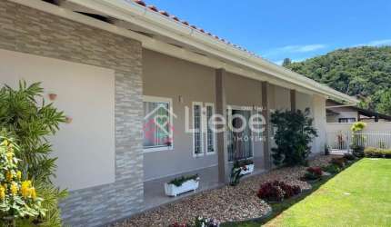 Casa com 3 quartos à venda no Centro, Pomerode , 268 m2 por R$ 997.000