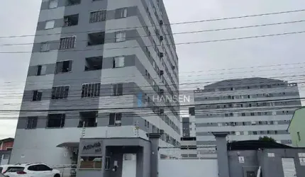 Cobertura com 1 suíte + 2  dormitórios à venda, 123 m² por R$ 600.000 - Costa e Silva - Joinville/SC