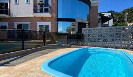 Casa com 4 suítes  à venda, 326 m² por R$ 2.300.000 - Bom Retiro - Joinville/SC