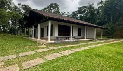 Casa com 2 suítes + 2  dormitórios à venda, 311 m² por R$ 2.700.000 - Costa e Silva - Joinville/SC