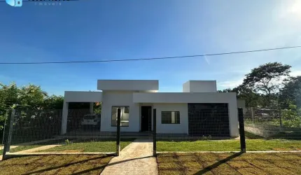 Casa de Luxo - Condomínio Fechado